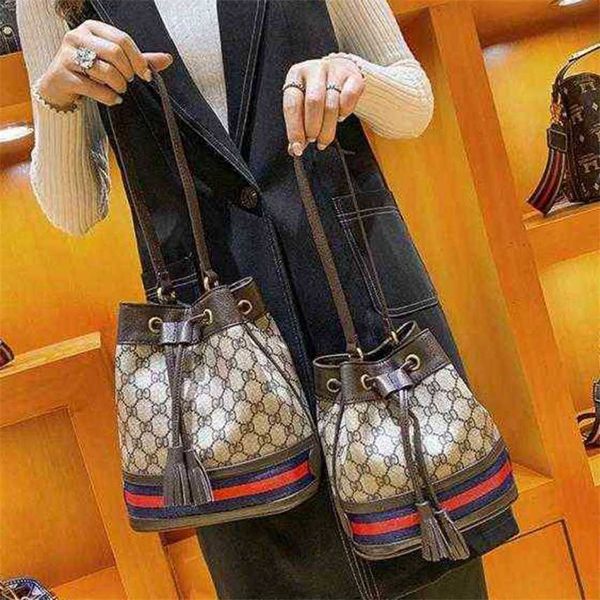 

handbags outlet premium real leather bag women 2022 new style versatile one shoulder messenger bucket bag