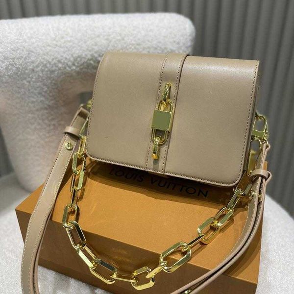 

designer luxury women bag louiss handbags totes bags womens crossbody handbag loulou lvs fashion capacity versatile shoulder pursest 5a qual