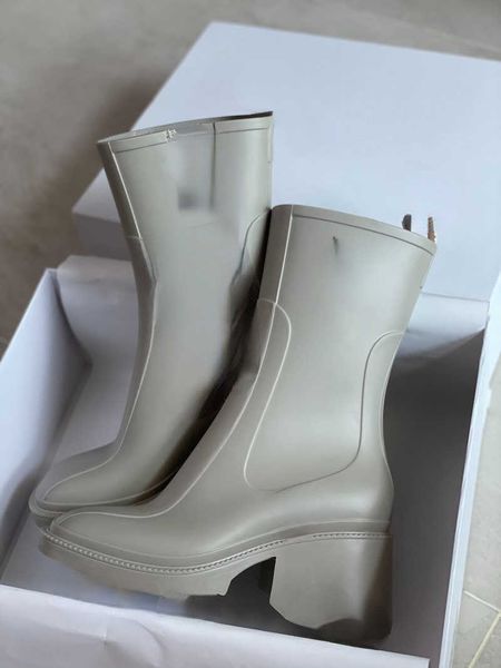 

brand boots rain water shoedesigner design high fashion boots with high heels waterproof heel platform size 36-40, Black