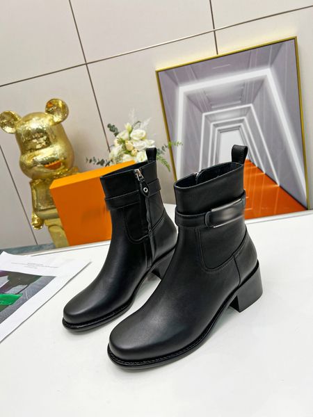 

2023 star trail ankle boot luxury womens designer chunky heel boots lace up martin boots ladys fashion winter booties with box -e193, Black
