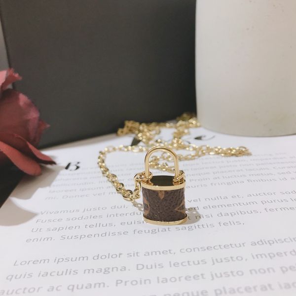 

designer jewelry pendant necklace delicate fashion style necklace popular classic brand selected women's gift luxury quality gifts fami, Silver