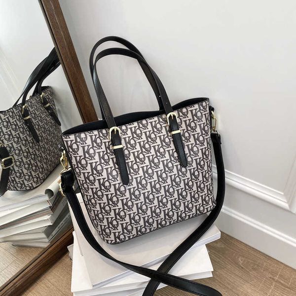 

purses autumn winter new printed letter tote bag versatile portable three purpose women's bag sling single shoulder messenger bag handb