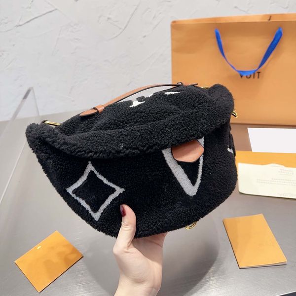 

bags designer totes bag women handbag classic luxury brand imitation big logo color vintage chest bag shoulder bagss plush fashion wallet pa