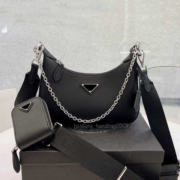 

designers bags triangle letter chain bag leather handbags quilted lattice chains flap luxurious handbag for female women fashion black