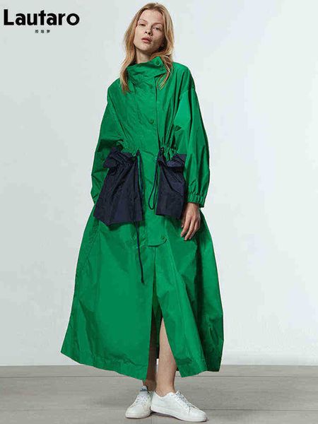 

lautaro spring autumn extra long oversized green trench coat for women with large pockets drawstring luxury designer fashion 2022 j220727, Black