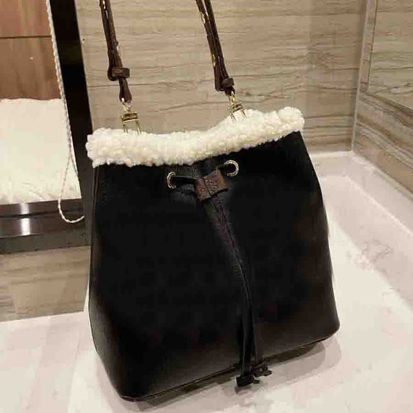 

designer luxury women the tote bag fashion versatile handbags shoulder crossbody bags purse tories totes large capacity saddle wallets 7a l