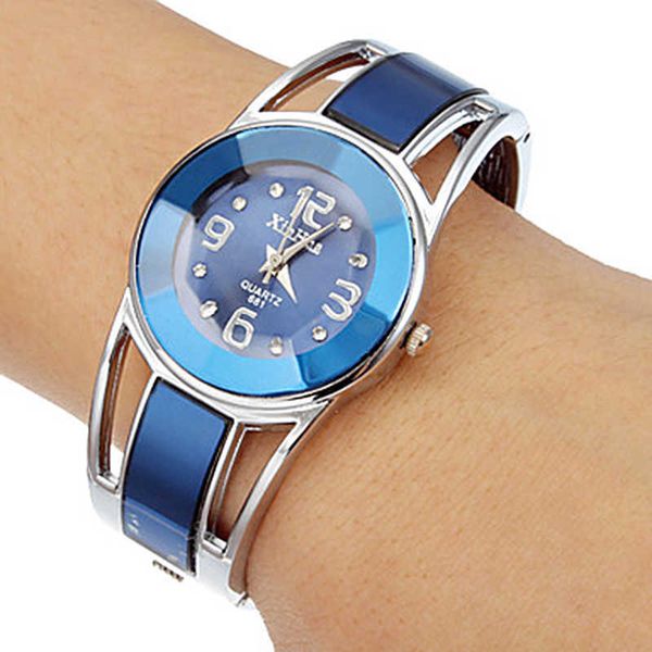 

watches reloj mujer 2022 sell xinhua bracelet women luxury brand stainless steel dial quartz wristwatches ladies 3wis, Slivery;brown