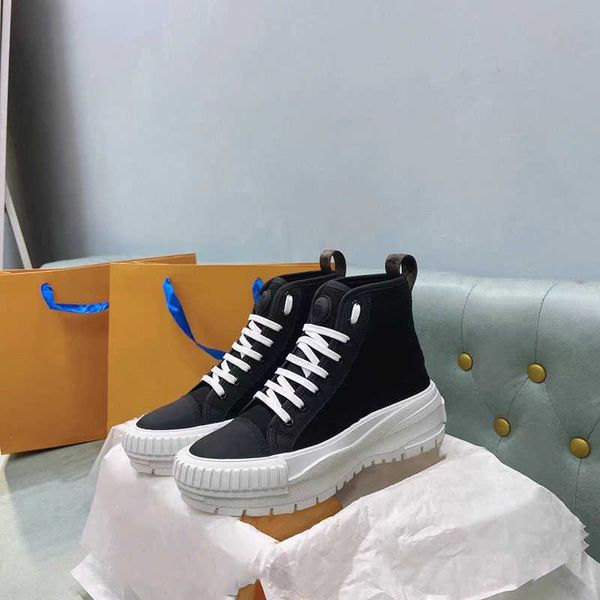 

wholesale men designer shoes martin outdoor platform sneakers chaussures jordens running sport women luxurys shoe dunks low des chaussures 1, Black