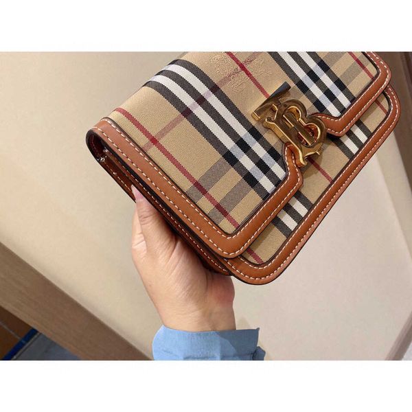 

burbrerys designer burbrerys plaid bag 2021 fashionable new one shoulder slung with classic tofu yzl