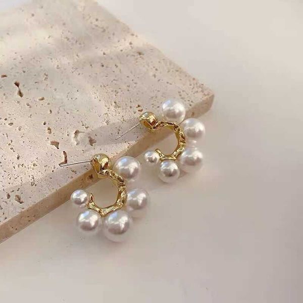 

s925 silver needle korean c-shaped irregular pearl earrings with cool temperament, Golden