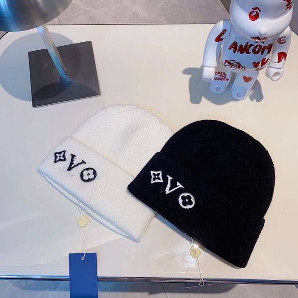 

2022 fashion hat high-quality classic designer autumn winter style beanie hats men and women universal knitted cap autumn wool outdoor warm, Blue;gray