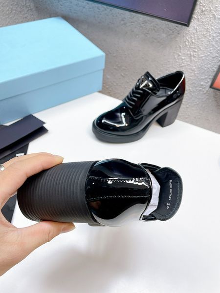 

2023 women designer boots chelsea over the knee boot men women motocycle ankle half 0720, Black