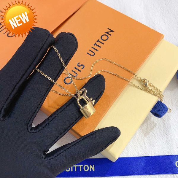 

luxury design necklace 18k gold plated stainless steel necklaces choker chain letter pendant fashion womens wedding jewelry accessories x328, Silver