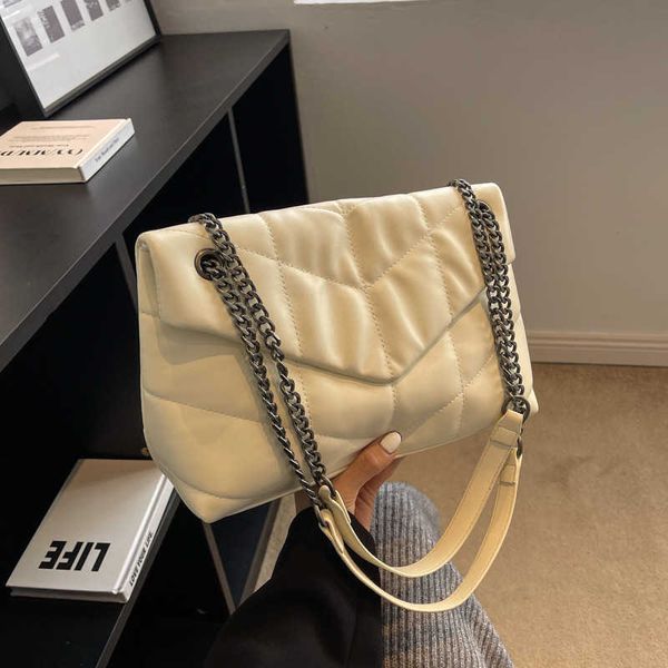 

hand high sense crowd armpit women 2022 fashion chain net red one shoulder small square bag