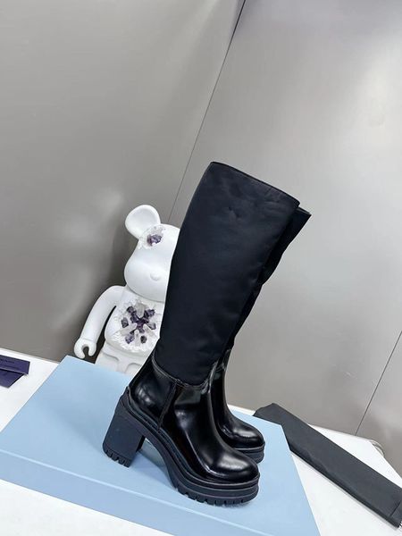 

2023 designers women boots tall high platform boots style brown leather biker boot round toe chunky heel martin boots belt 0713, Black