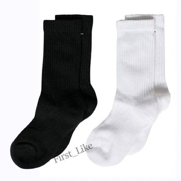 

tide brand autumn winter pure color trend socks hong kong style cotton fluorescent green sock for men and women 9 colors, Black