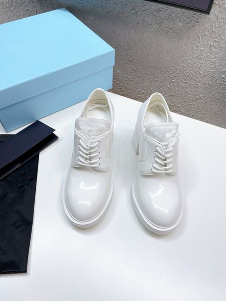 

2023 women designer boots chelsea over the knee boot men women motocycle ankle half anti-slip platform 0720, Black