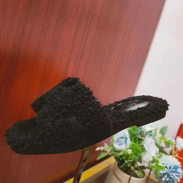 

slippers her slipper furry mop bear shoes sandal designer oran winter dsigner emma teddy bear fur one word for women 2023 color matching out