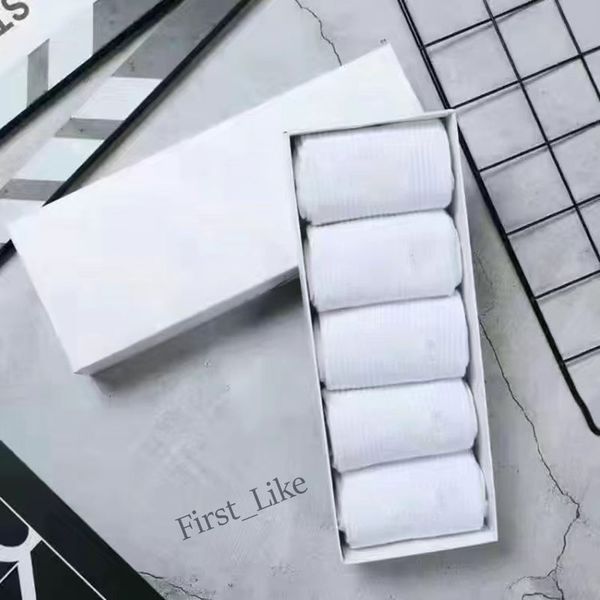 

socks women men white black crew socks female male brand short cotton sock embroidery soks spring summer sox