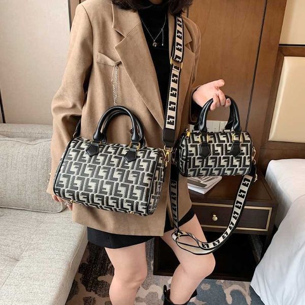 

bags for new printed boston women's slant cross portable bag
