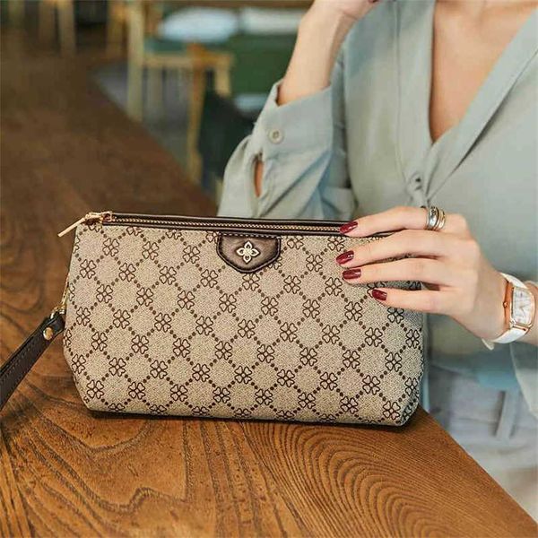 

multifunctional bag carlo classic sling one shoulder bag simple and versatile practical multi compartment messenger bag for women