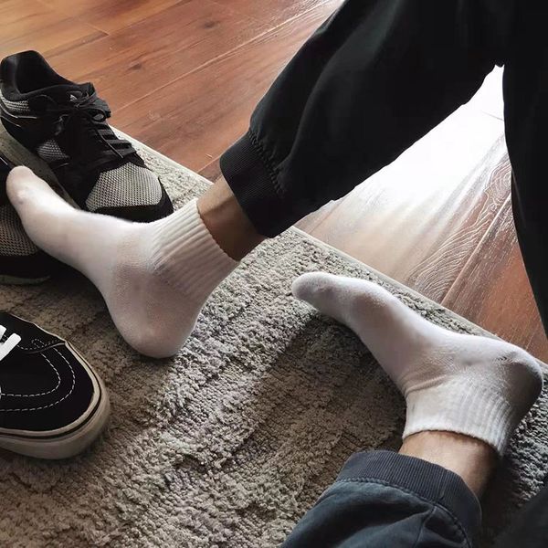 

men socks women new cotton classic ankle letter breathable black and white mixing football basketball sports sock