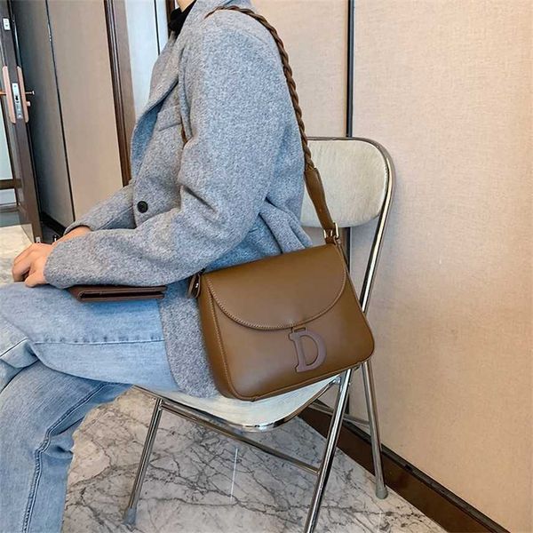 

small square new pu leather one shoulder underarm bag female purses sale, Black;red