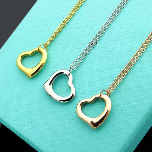 

2022 fashion new hollow heart pendant necklace brand t letter women necklace designer couple classic titanium steel necklaces jewelry gift, Silver