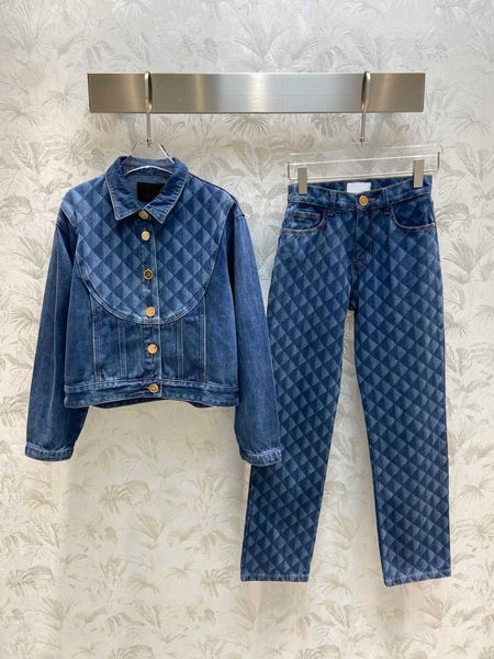 

2022 luxury women's two piece pants argyle print blue women lapel long sleeve gold buttons denim jacket high waist straight jeans pants, White
