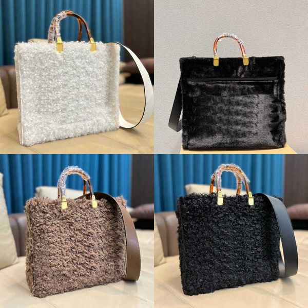 

shopping bags totes women luxurys handbag winter lamb wool plush large capacity package shoulder classic letter high quality