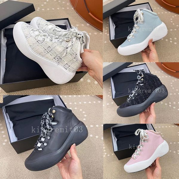 

2023 designer neige boots women snow boot non-slip soles ski boot genuine leather platform bootss chunky bootie lace-up motorcycle booties a, Black
