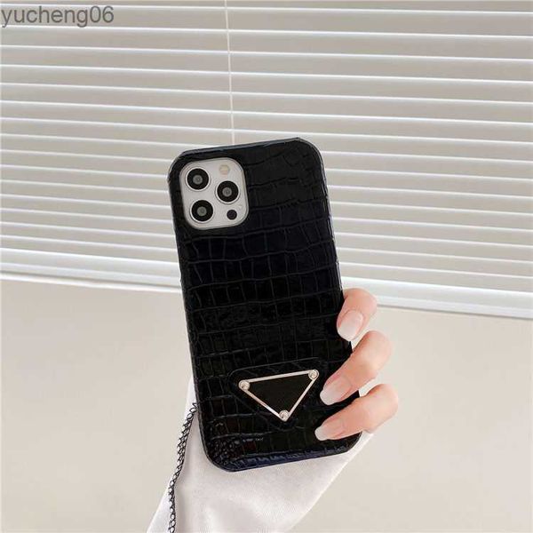

luxury designer phone case classic letter fashion crocodile pattern shockproof phones cases for iphone 12 13 pro max 6 colors