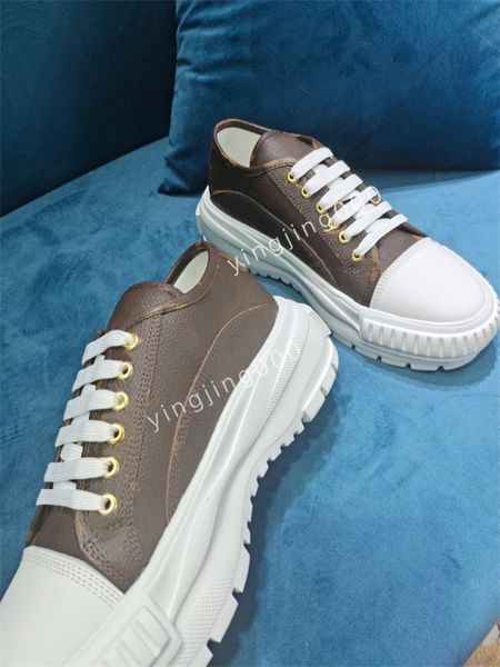 

2022 women boots woman round toe 34-42 square heels high tube brown for leather side zipper comfortable booties concise winter shoes dc22051, Black