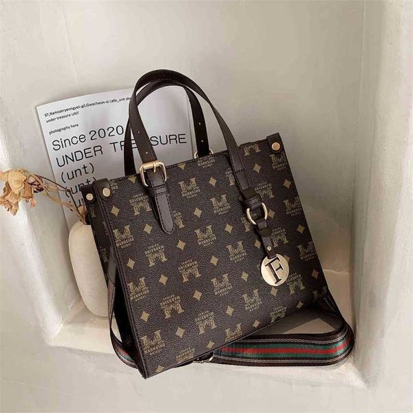 

women's new autumn winter sling single shoulder messenger tote bag versatile fashion women's bag purses sale, Black;red