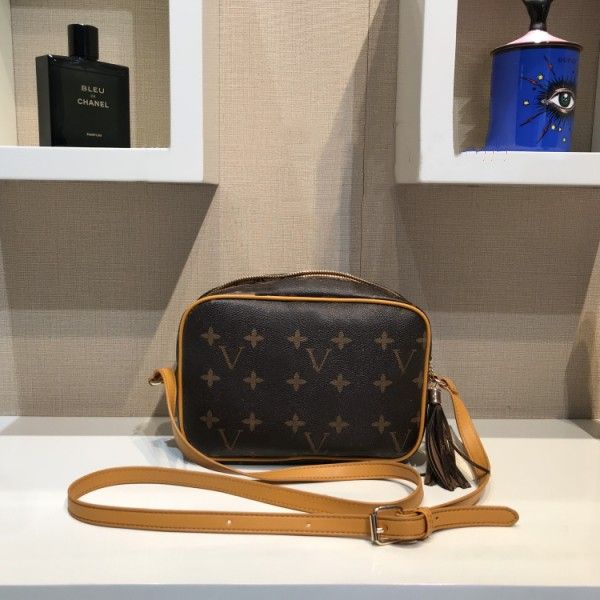 

cc mini square lettering totes handbags crossbody bag's women messenger cosmetic bags camera bag tote purses clutch wallet