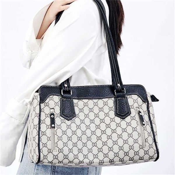 

purse large capacity bag women's new style one shoulder messenger bag versatile handbag