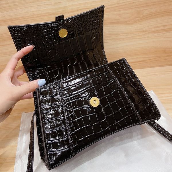 

lady fashion handbags luxury bags hourglass bag crocodile embossing women totes single shoulder crossbody bag half moon genuine