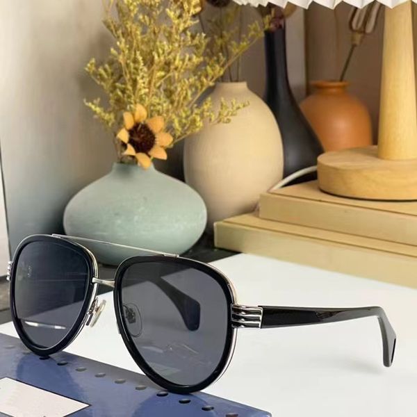 

luxury brand fashion pilot classic female square sunglasses women vintage brand design sun glasses oculos gradient lens 0447s, White;black