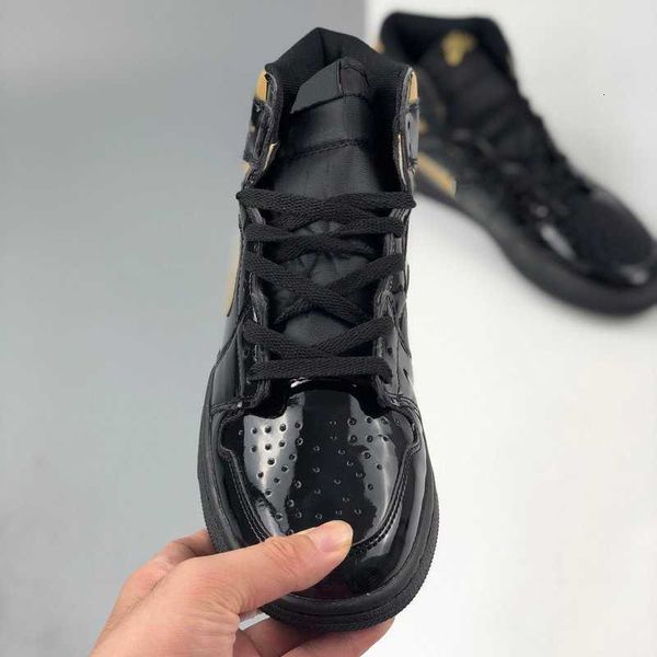 

shoes 1s high unc patent chill white metallic gold black shattered blue obsidian 1 all game star, White;red