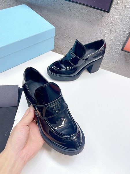 

designers women boots letter printing chunky heel shoes matte bright leather classic style boots 0720, Black