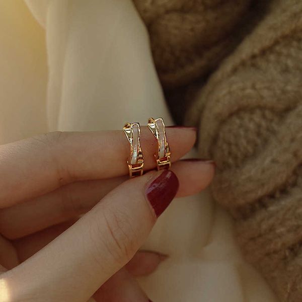

cross earrings female winter temperament minority versatile accessories, Golden