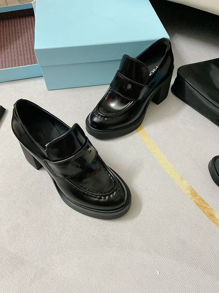 

designers women boots letter printing chunky heel shoes matte bright leather classic style boots small pocket ship with box 0720, Black