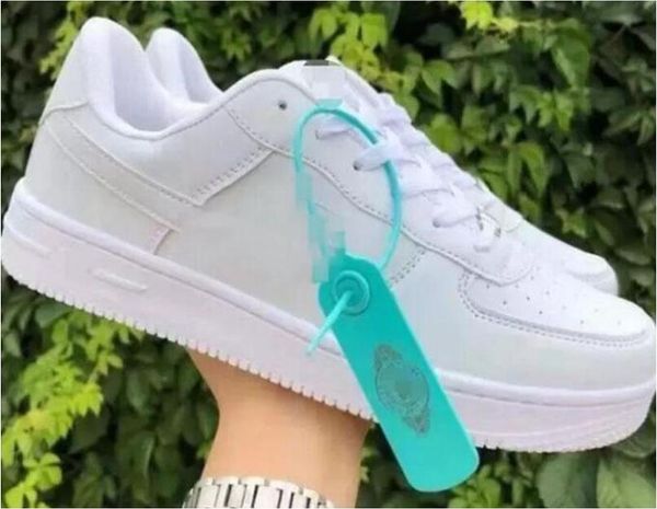 

qw 2023 runing shoes men sneakers sport trainers black and white women athletic 2022 mens size