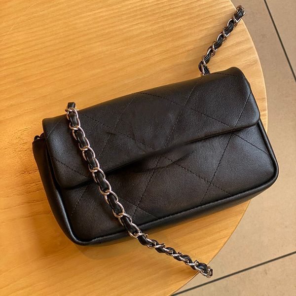 

trend women large badge classic flap shoulder bag diamond lattice leather quilted luxury designer crossbody retro handbag mini versatile wal