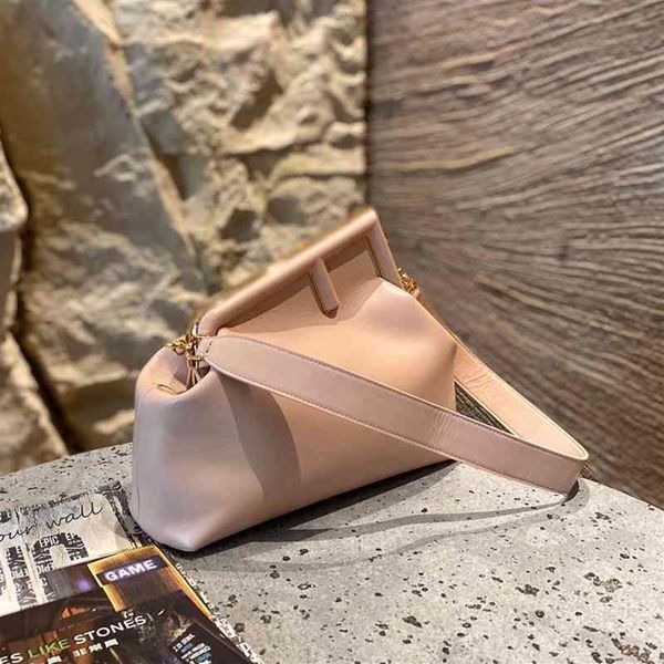 

designer handbags women 2021 luxurys fend first series metal wrapped dinner handbag single shoulder messenger bag kxok237j