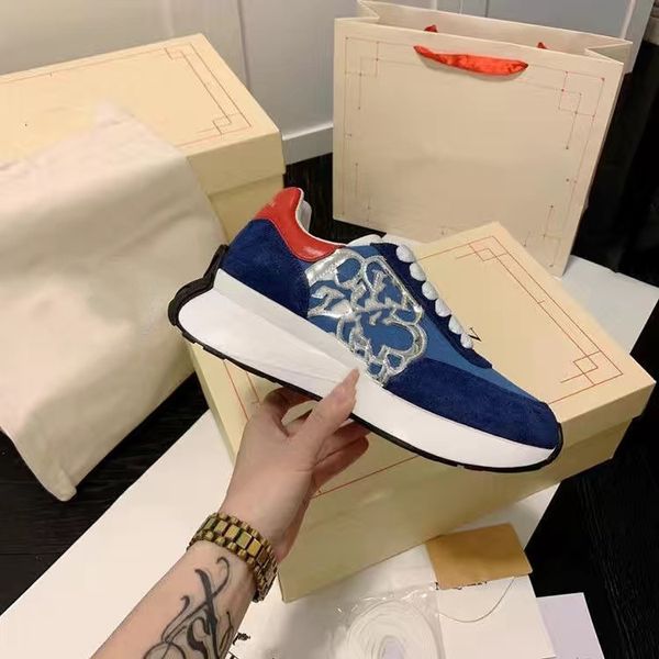 

running shoes men women sneakers ladies trainers designer sprint runner leather satin twill pink black embossed navy red triple white nappa