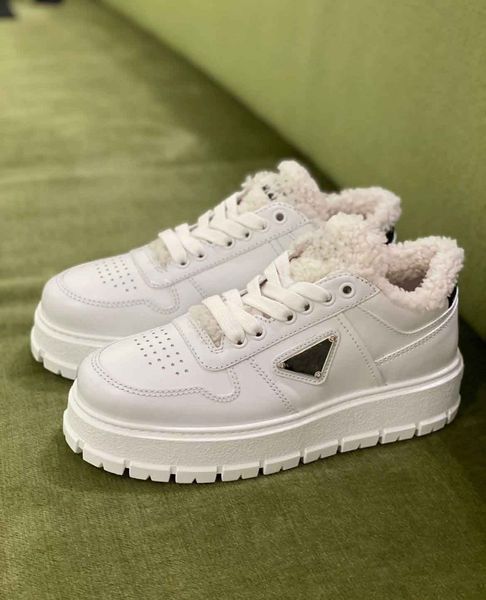 

white shearling women sneakers shoes enameled metal triangle leather warm winter footwear shoe platfrom skateboard walking eu35-41, Black