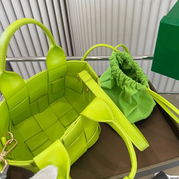 

italian designer totes women's cassette fashion messenger bag spring autumn luxury mini woven handbag shopping bags size 13x13x13