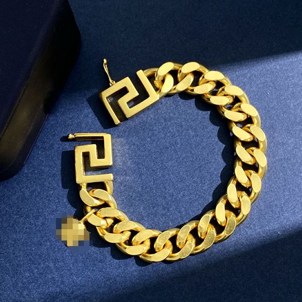 

europe america style bracelets thick chain bangle greece meander pattern banshe medusa portrait 18k gold plated jewelry women festive party, Black