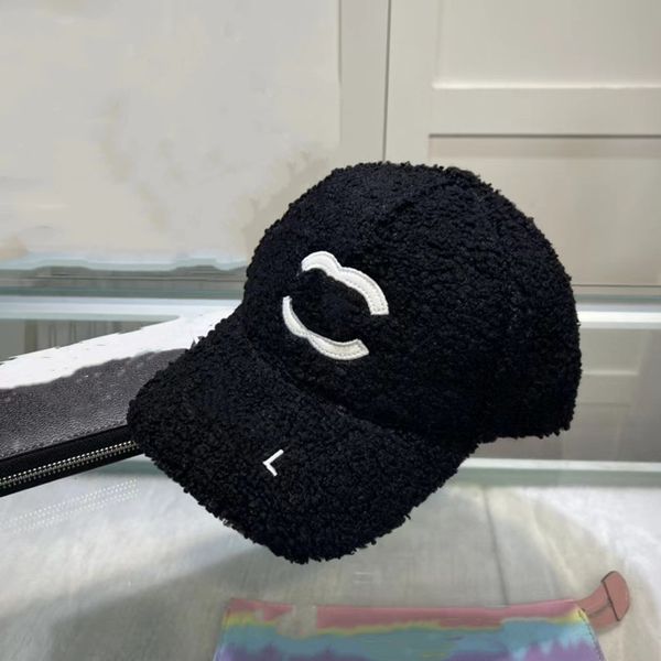 

designer brand men's luxury baseball hat women's autumn and winter new fashion trend small fragrance letter duck tongue hat outdoo, Blue;gray